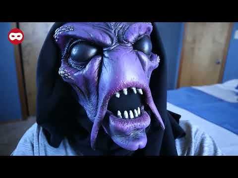 Alien mask with movable mouth