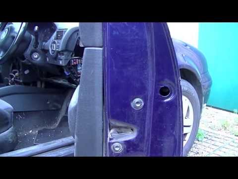 VW Golf IV - Door Lock Removal