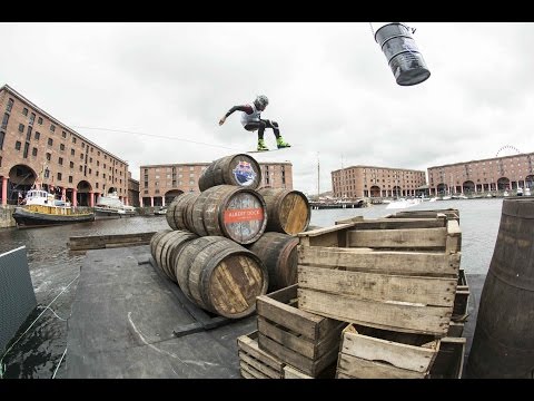 Top Wipeouts from Red Bull Harbour Reach 2014