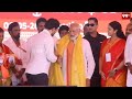కాళ్ళు పట్టుకున్న సేనాని.. నవ్వుతు వార్నింగ్ ఇచ్చిన మోడీ : Modi Sweet Warning To Pawan Kalyan : 99TV  - 01:10 min - News - Video