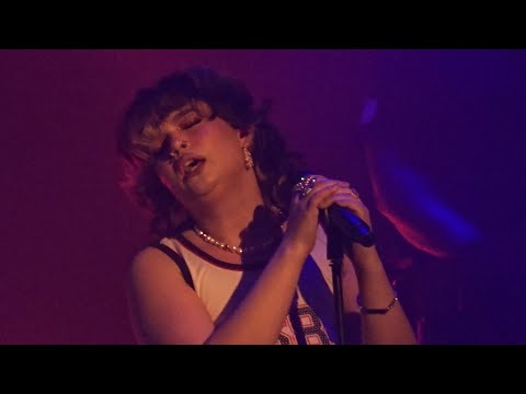 Lola Young - Charlie, Melkweg Amsterdam 19-02-2025