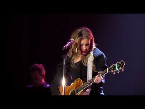 C2c Tim Mcgraw And Faith Hill Glasgow 10th March 2018 reduced quality