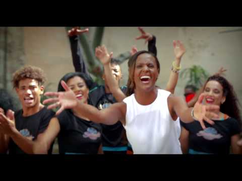 Yaima Sáez Y Su Grupo - Video Clip “La Mazucamba”
