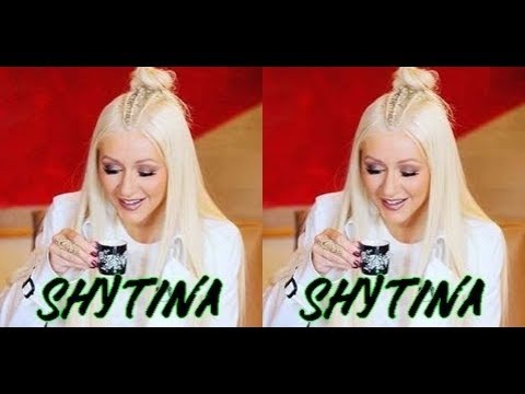 THE SHY SIDE OF CHRISTINA AGUILERA