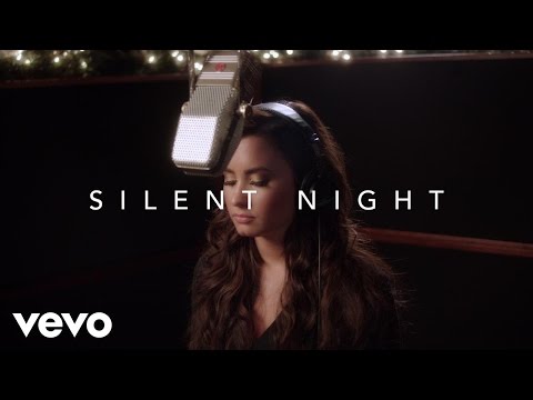 Demi Lovato - Silent Night (Honda Civic Tour Holiday Special)