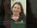 Meet the English springer spaniel who sniffs out threats to honey bee colonies  - 01:17 min - News - Video