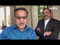 SCBA President की चिट्ठियों पर SCBA ने उठाए सवाल, ज्वाईंट सेकेट्री मीनेश दुबे से NDTV की खास बातचीत  - 03:27 min - News - Video