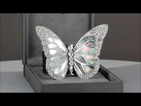 Золотой браслет с перламутром и бриллиантами 