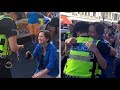 Telagraph-Police officer accepts girlfriend's marriage proposal in London
