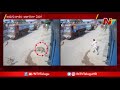CCTV footage of Leopard attacking man in Hyderabad