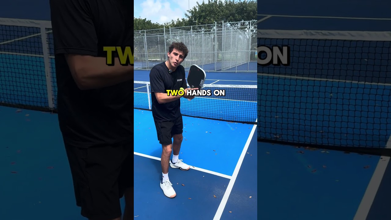 This shot SCREAMS you’re a beginner! #pickleball #pickleballtips