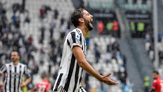 Manuel Locatelli scores his first Juventus Goal! 🤩? #Shorts