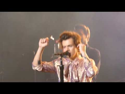 Harry Styles - Thrown Phone, Thank Yous, Yes Daddy (St Paul)