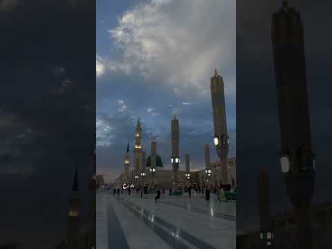 Aik bar madina main ho jae mere jana😭😭 #shortvideo #mahrukh000#madina