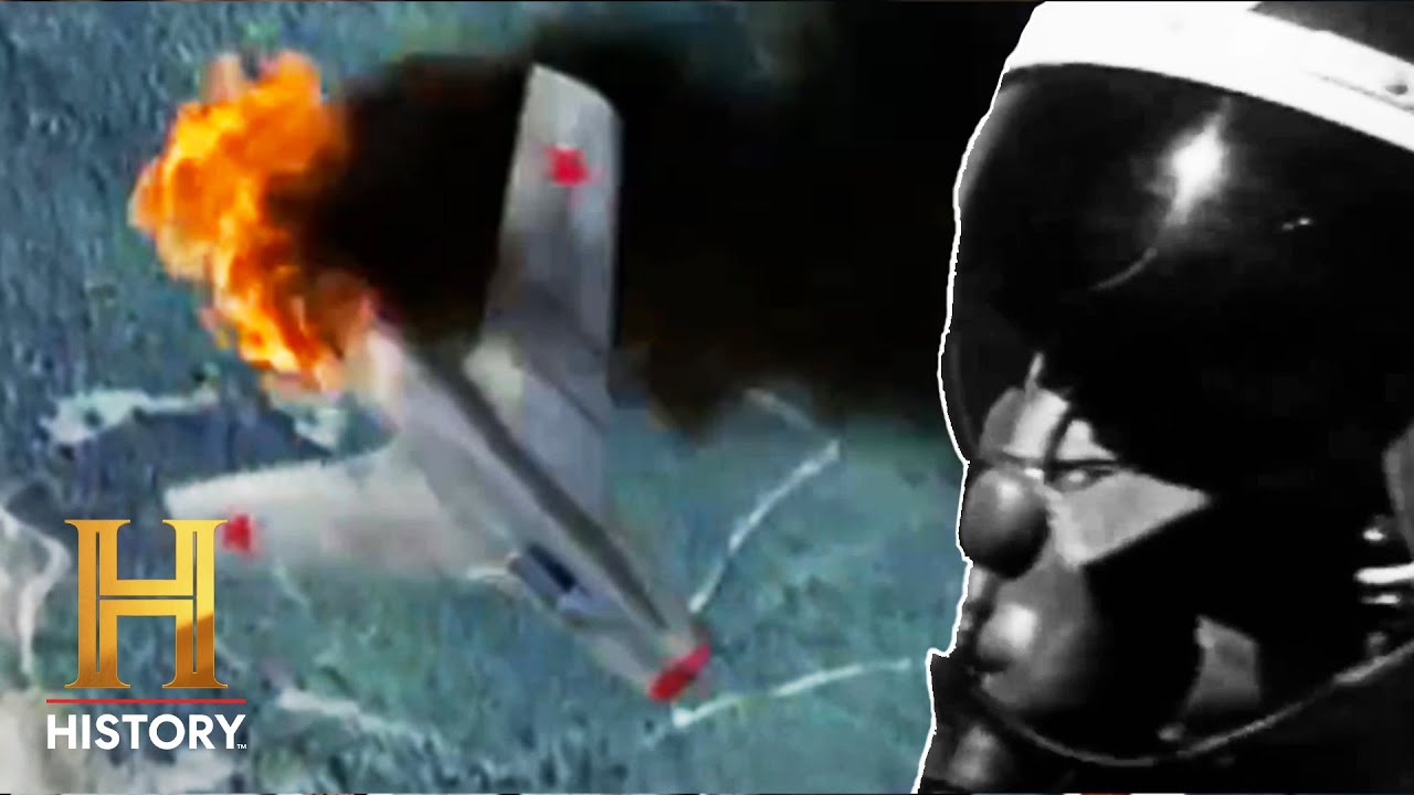 EXPLOSIVE Duel in MiG Alley (Season 1) | Dogfights