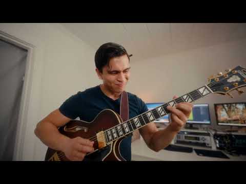 Eric Assarsson Performs 'Moment's Notice' | D'Angelico Community