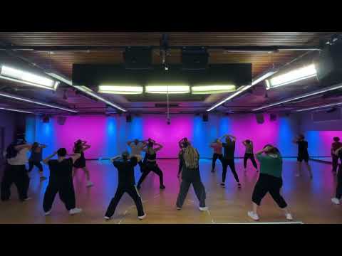 "Pumps and a Bump" choreo workshop