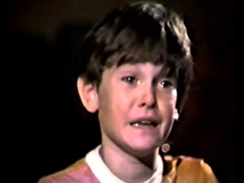 Аудицијата на малиот Хенри Томас за филмот Е.Т.(1982) на Стивен Спилберг: „Во ред е дете, ја доби улогата“