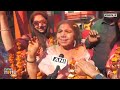 Ramlalas First Holi After 500 Years, Devotees Celebrate Holi in Ayodhya Ram Mandir | News9  - 02:28 min - News - Video