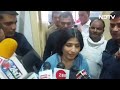 Lok Sabha Election Result 2024: Mainpuri से जीतीं Dimple Yadav, नई सरकार पर क्या बोलीं? | I.N.D.I.A. - 01:56 min - News - Video