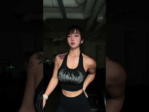 好冷略 #健身 #健身日常 #精神氮泵 #健身穿搭 #毫无训练痕迹