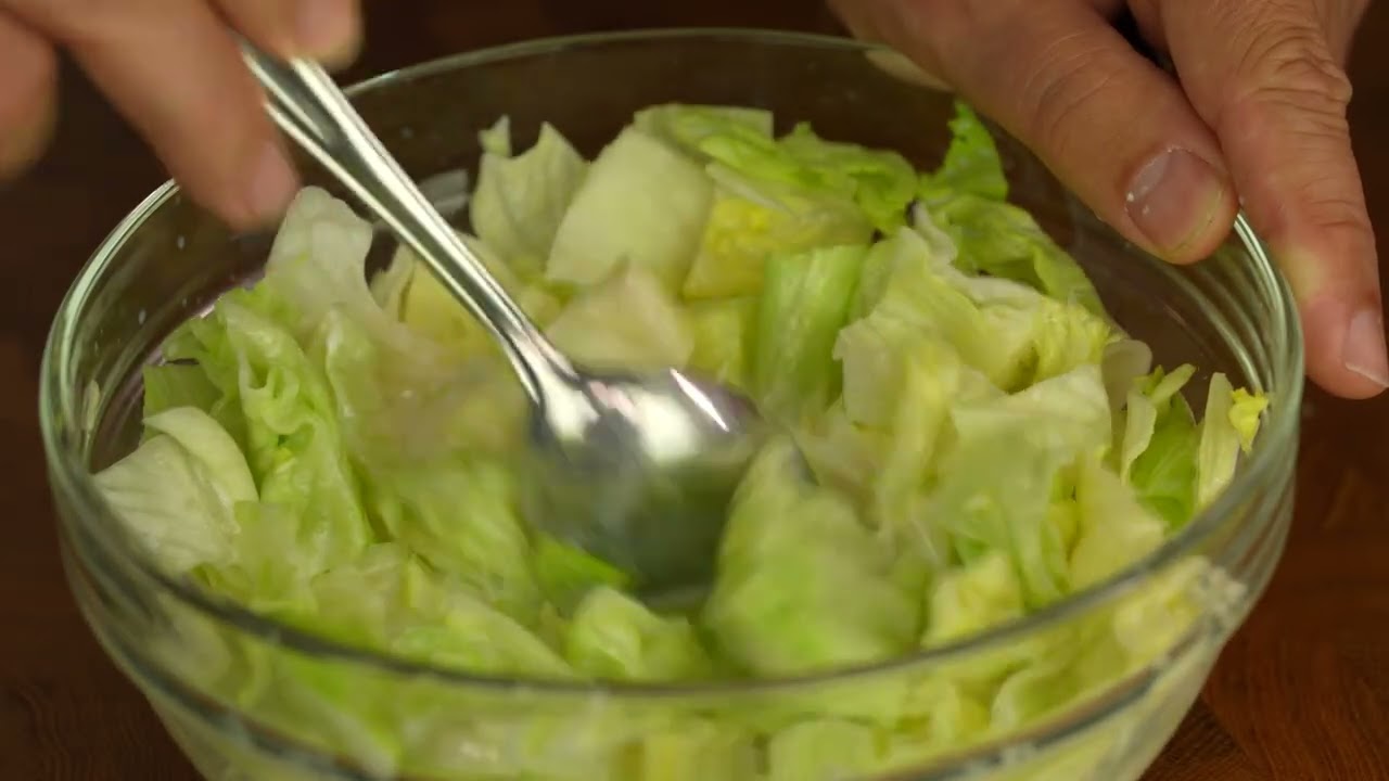 A Salad You Definitely Remember from School – But Way More Refreshing