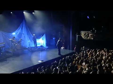 Artemas - Caroline - live le trianon à Paris le 14/09/2023 🤘