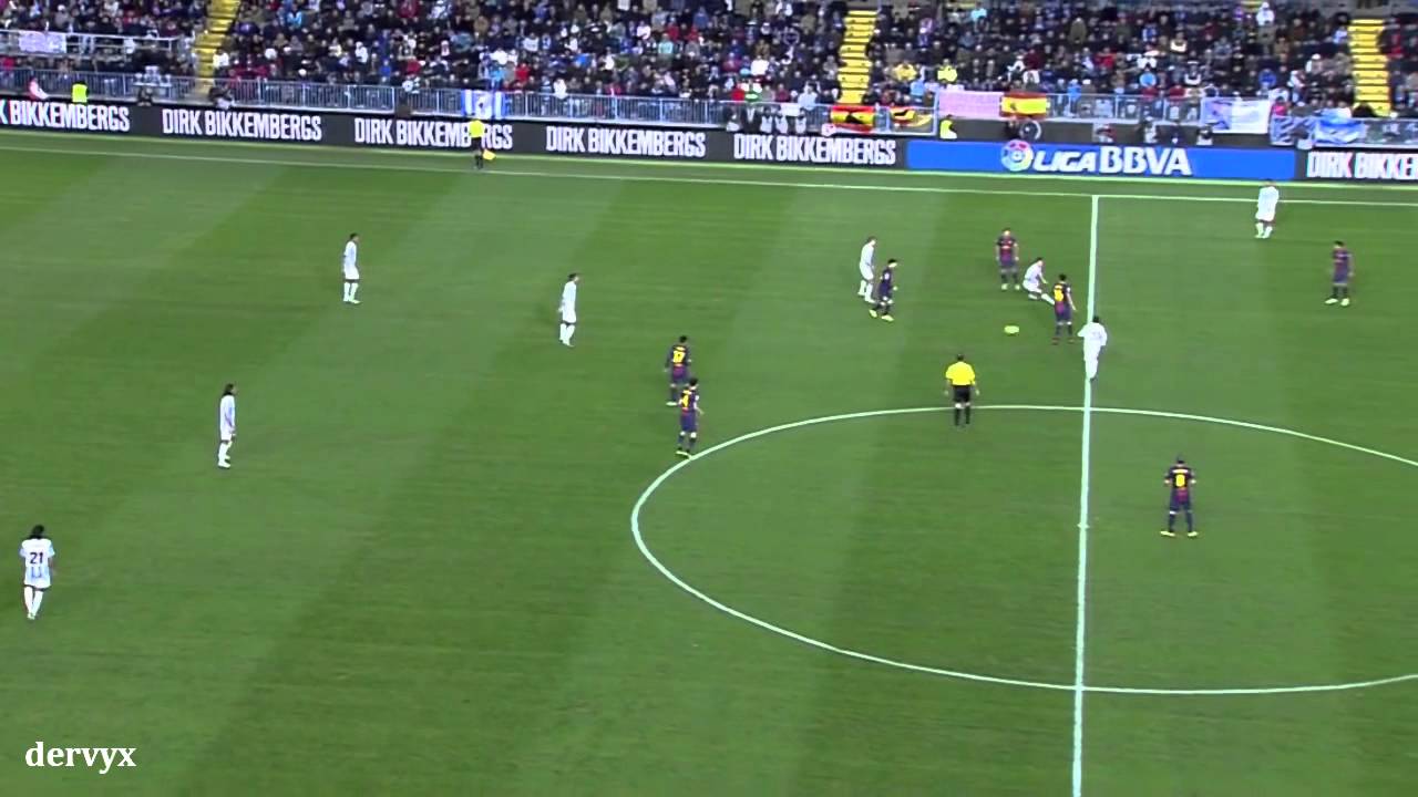 Barcelona passing vs Malaga - YouTube