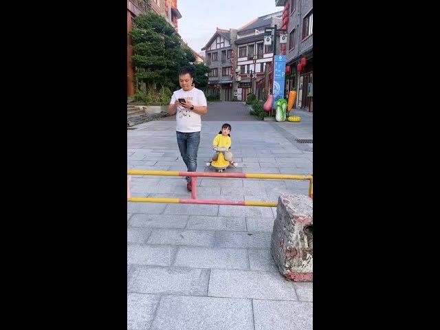這就是爸爸帶娃，這個爸爸不能要了😂 #喜愛度激勵計劃 #快成長計劃 #潮流生活成長之星