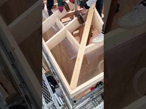 One-day framing of a highly airtight and highly insulated custom house in Ninohe City,