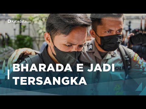 Bharada E Dijerat 3 Pasal KUHP, Ada Soal Persekongkolan Pembunuhan | Katadata Indonesia