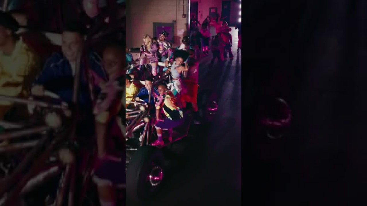 Madonna enflamme le stade à la Coupe du Monde de la FIFA 2026™! #FifaWorldCupOnYT