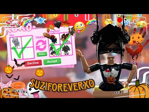 EXPLORING THE HALLOWEEN ADOPT ME UPDATE + MORE ACTIVE?! ⁉️