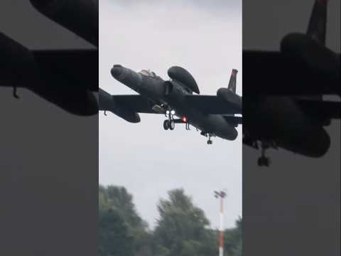 意外なほどのパワー感 U-2偵察機のゴーアラウンド
