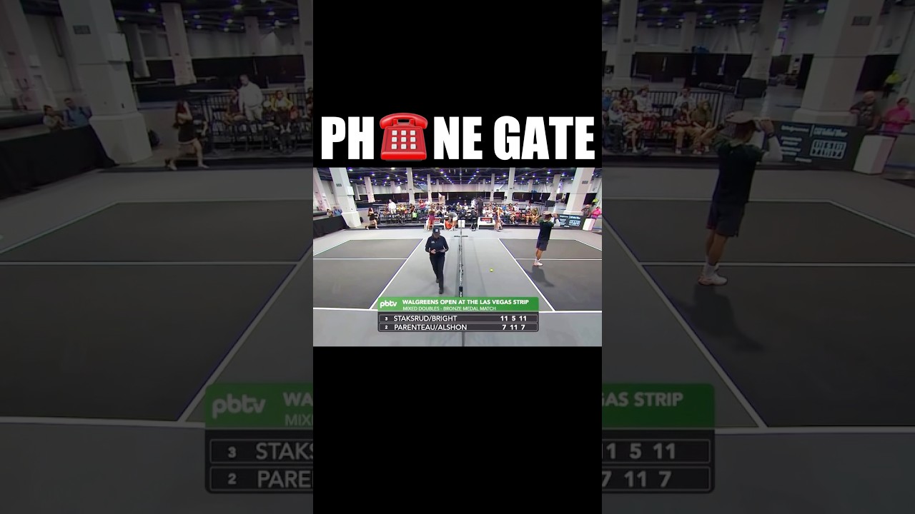 Pickleball Phone Gate 📞