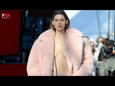 STELLA McCARTNEY Best Looks Fall 2024 Paris - Fashion Channel