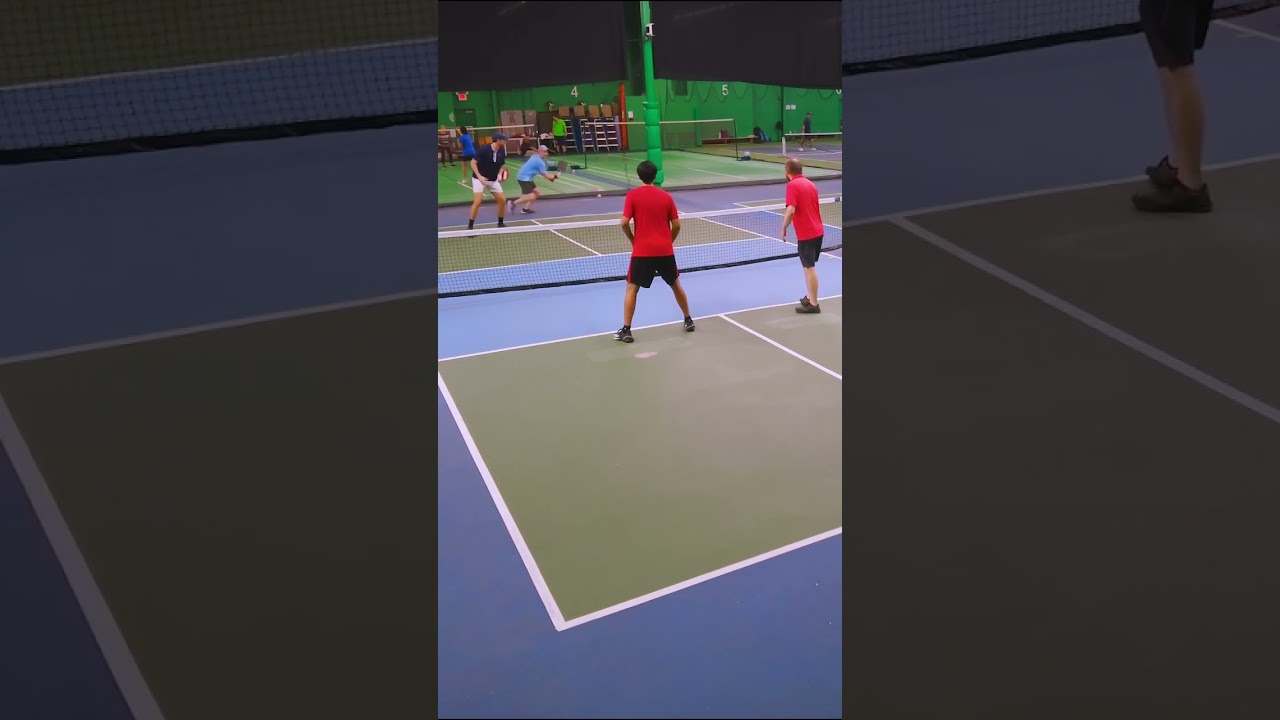 🎢Stubborn Roll Sets Up a Winner #sporthighlights #pickleballhighlights #pickleball #sports #shorts