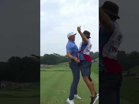 Aces for Victor Perez at Oakmont 🃏