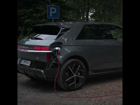 Helt nya Hyundai IONIQ 5 100% elektrisk. Power your world.