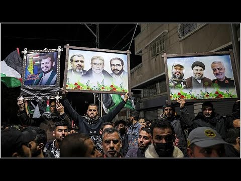 شاهد: أنصار الجهاد الإسلامي يتظاهرون في غزة للتنديد بالحرب التي تقودها السعودية ضد الحوثيين في ال…