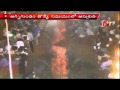 Priest Died Walking in 'Agnigundam' of 'Kalikamba Jathara' - Karnataka