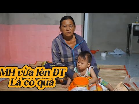 Bà cháu MH đã về tới phòng trọ Nguyệt