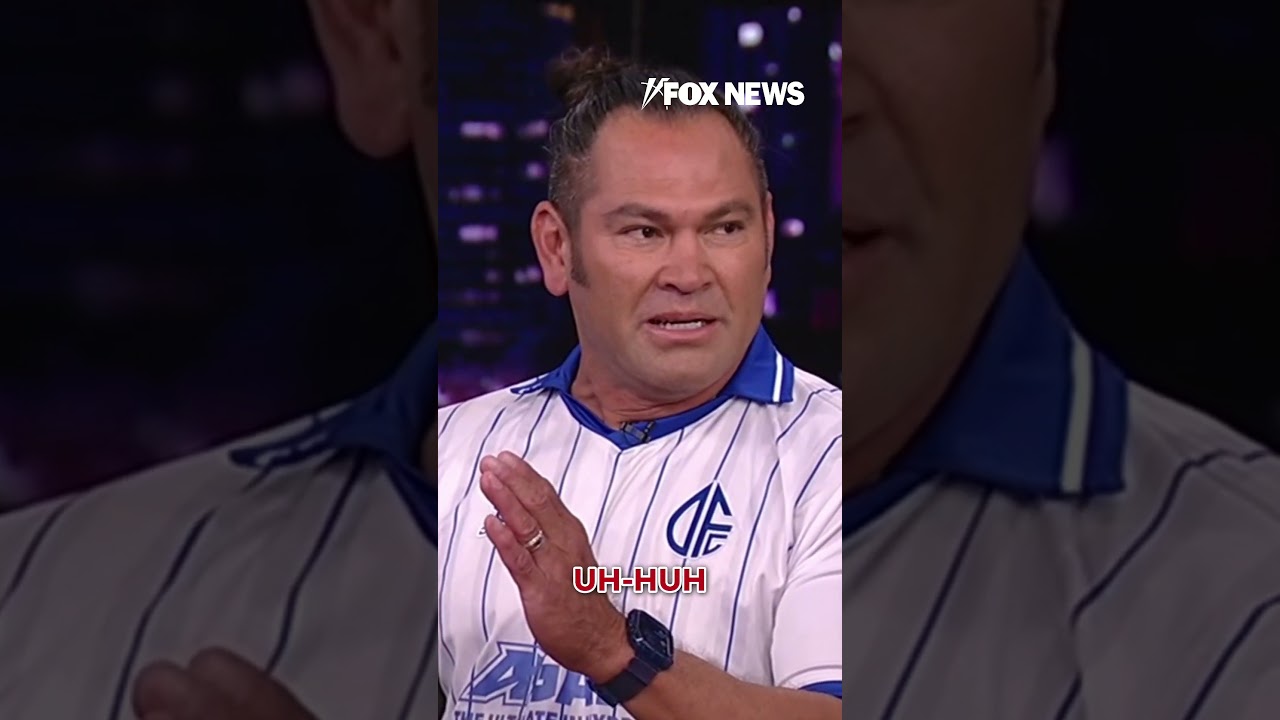 Johnny Damon shares if baseball fans ever threw anything at him on the field
