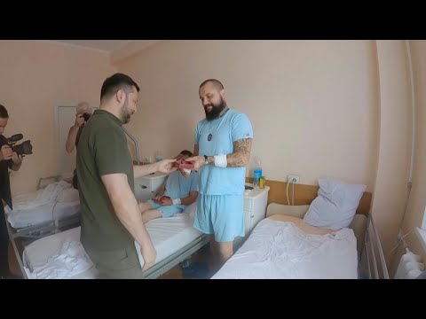 Zelensky awards wounded Ukrainian soldiers in Kharkiv hospital | AFP