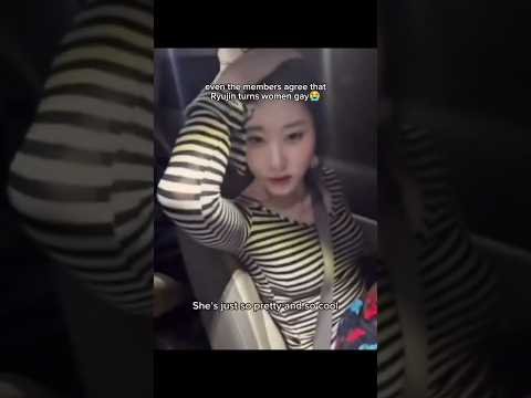someone said "these lesbians" 😭 #ryujin #itzy #kpop #chaeryeong #wlw #kpopidol #yeji #yuna