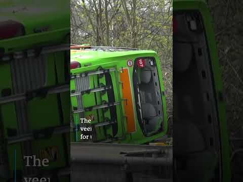Several dead after bus crash in Germany | DW News