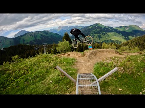 Upload mp3 to YouTube and audio cutter for Morgins Bikepark Follow Cam with Vincent Poupon & Jerome Bouchet download from Youtube
