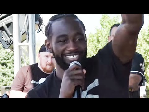 Terence Crawford’s EMOTIONAL SPEECH at Canelo Victory Parade: “I Wanted To QUIT Boxing”