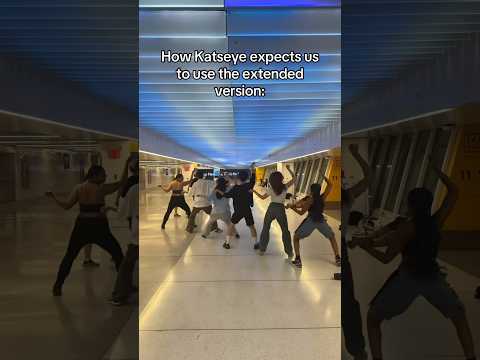 we are feeling gnarly 🖤💚 #dance #shorts#katseye