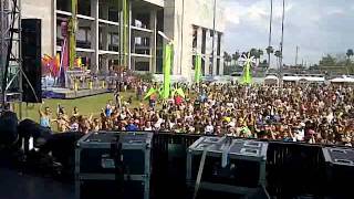 DJ Crespo - Live from Electric Daisy Carnival 2011 alongside Afrojack &amp; Tiesto